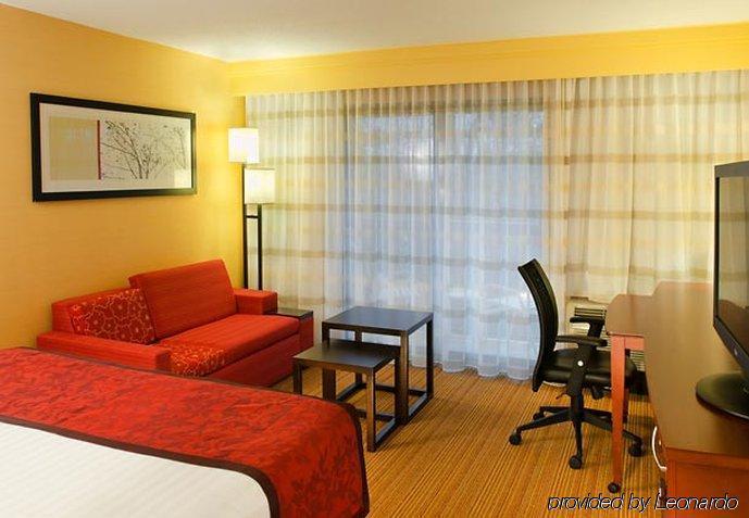 Courtyard By Marriott Traverse City Hotel Quarto foto